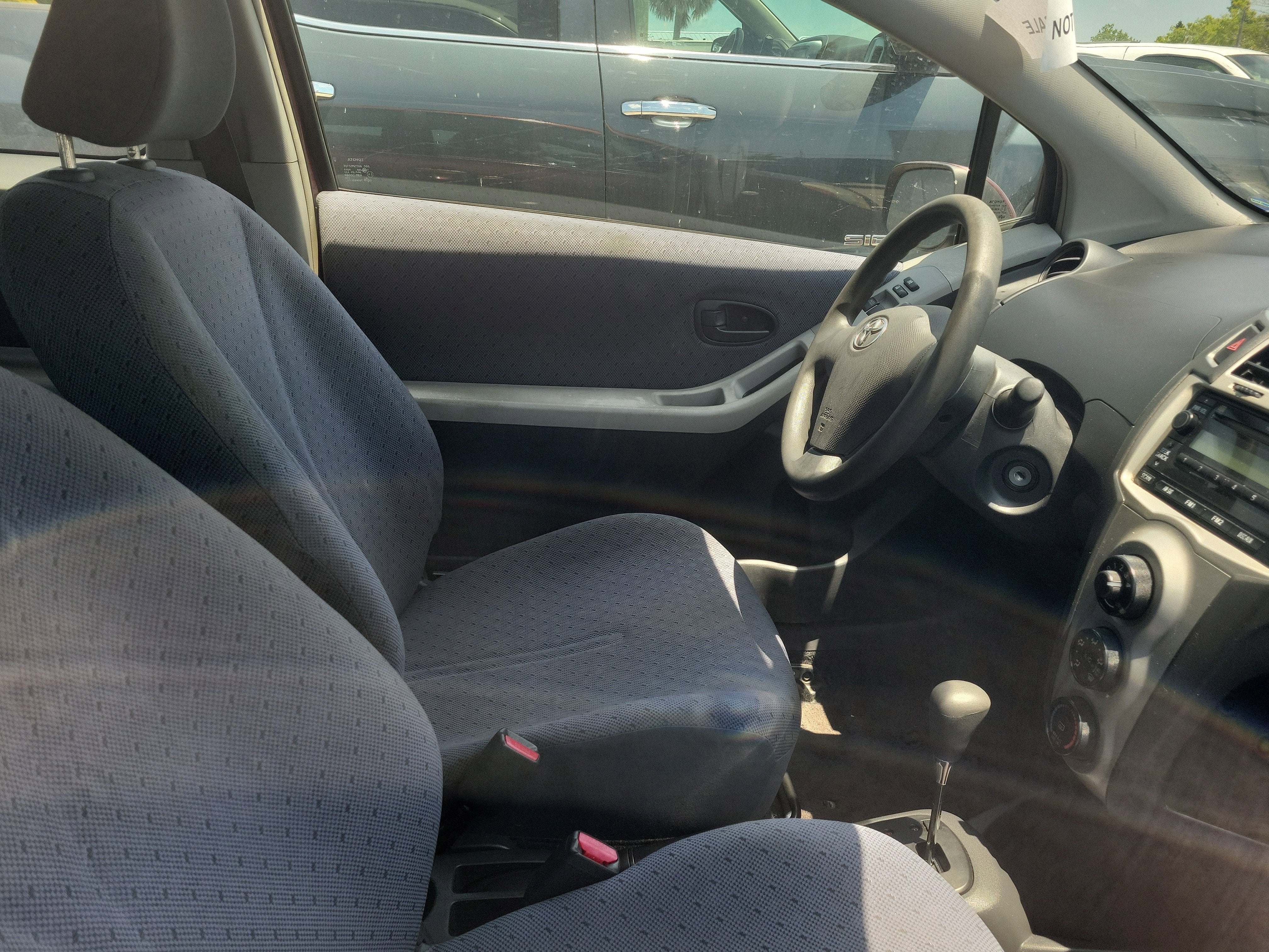 2009 Toyota Yaris Base