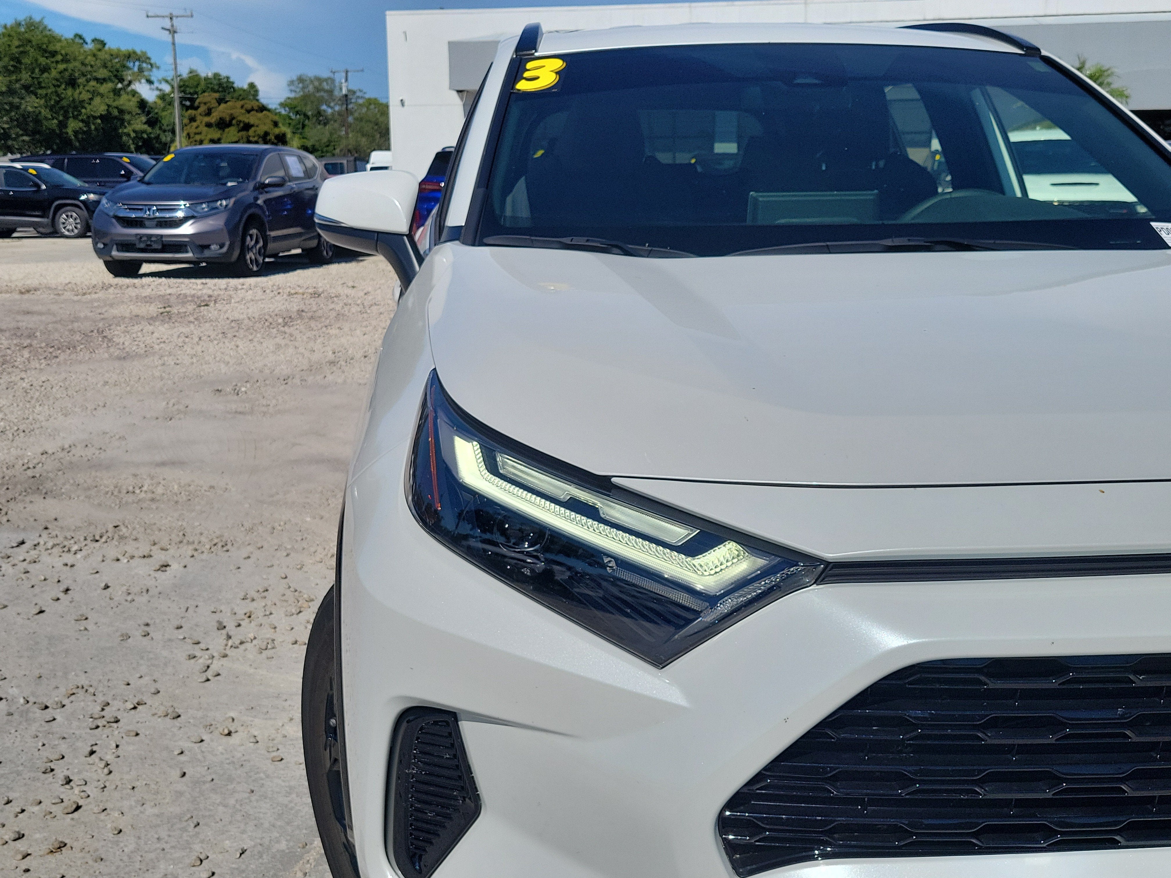 2023 Toyota RAV4 Hybrid SE