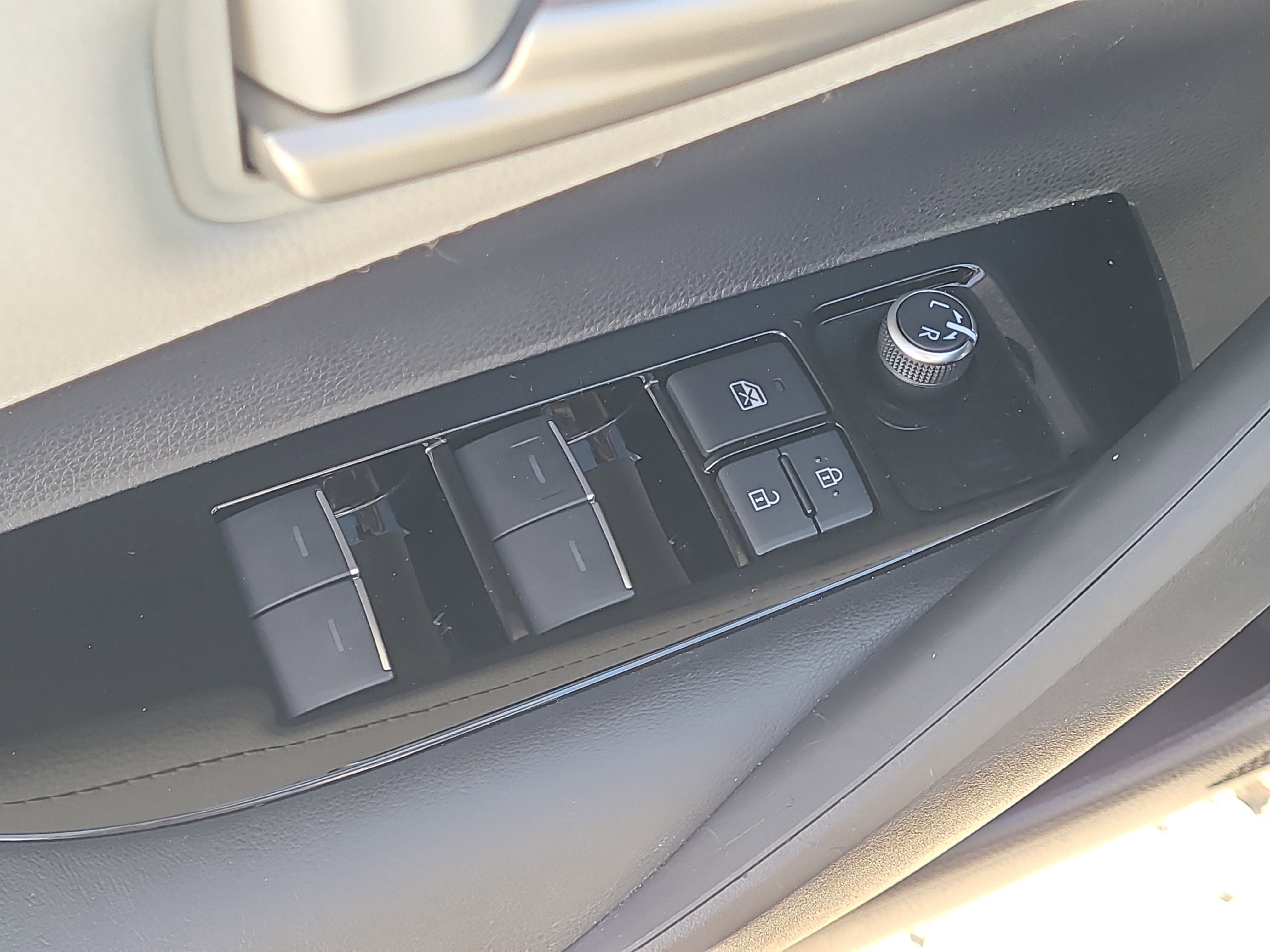 2020 Toyota Corolla Hatchback SE