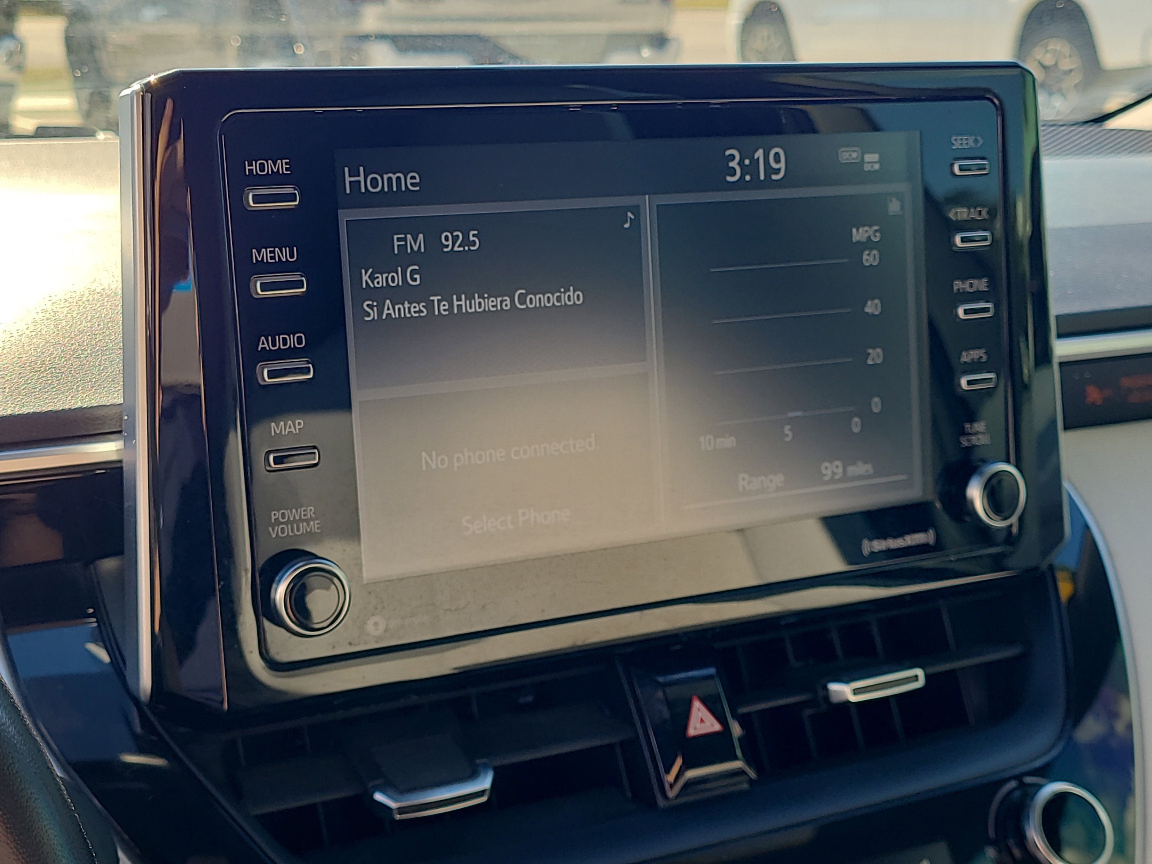 2020 Toyota Corolla Hatchback SE