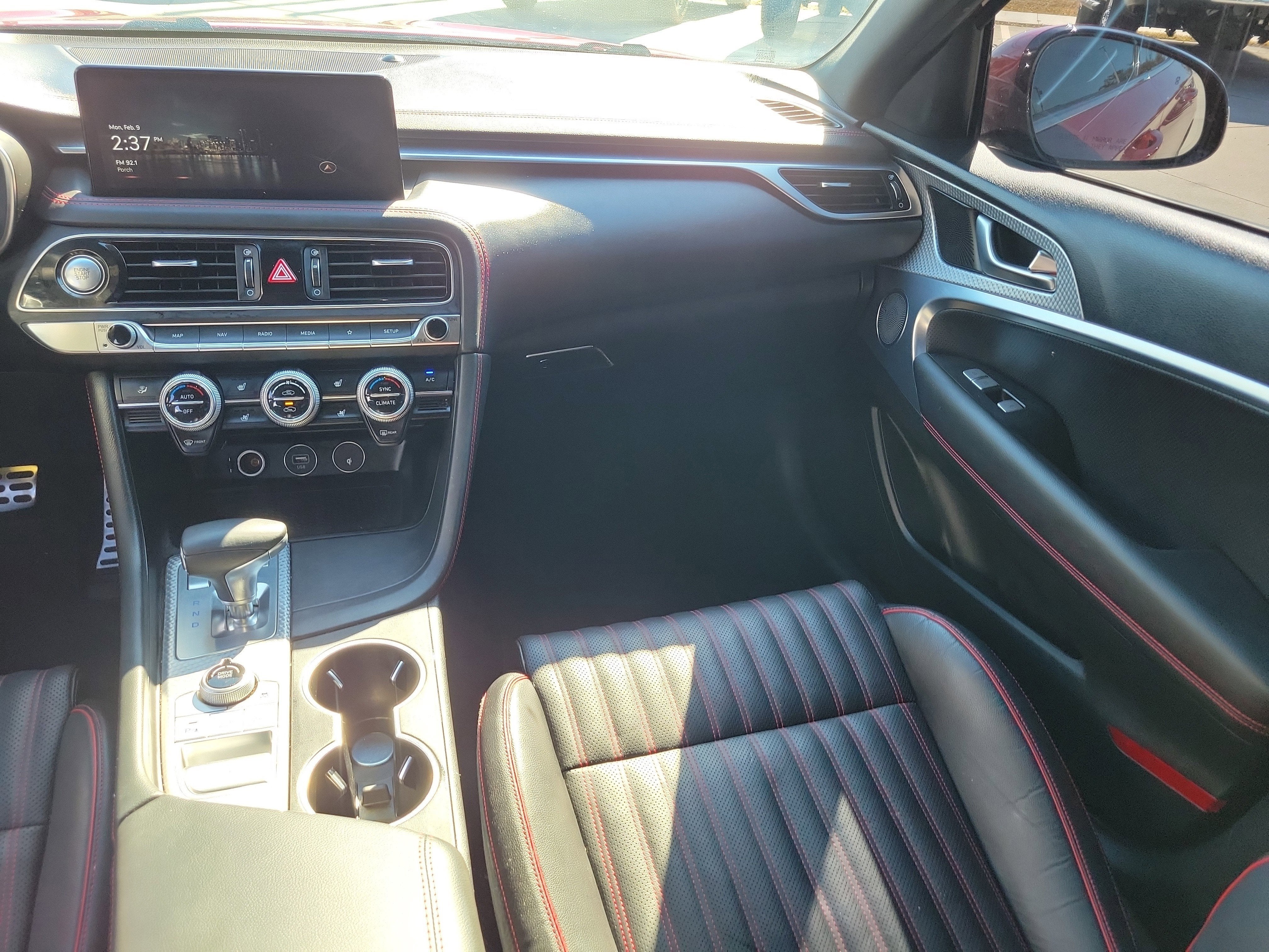 2023 Genesis G70 2.0T