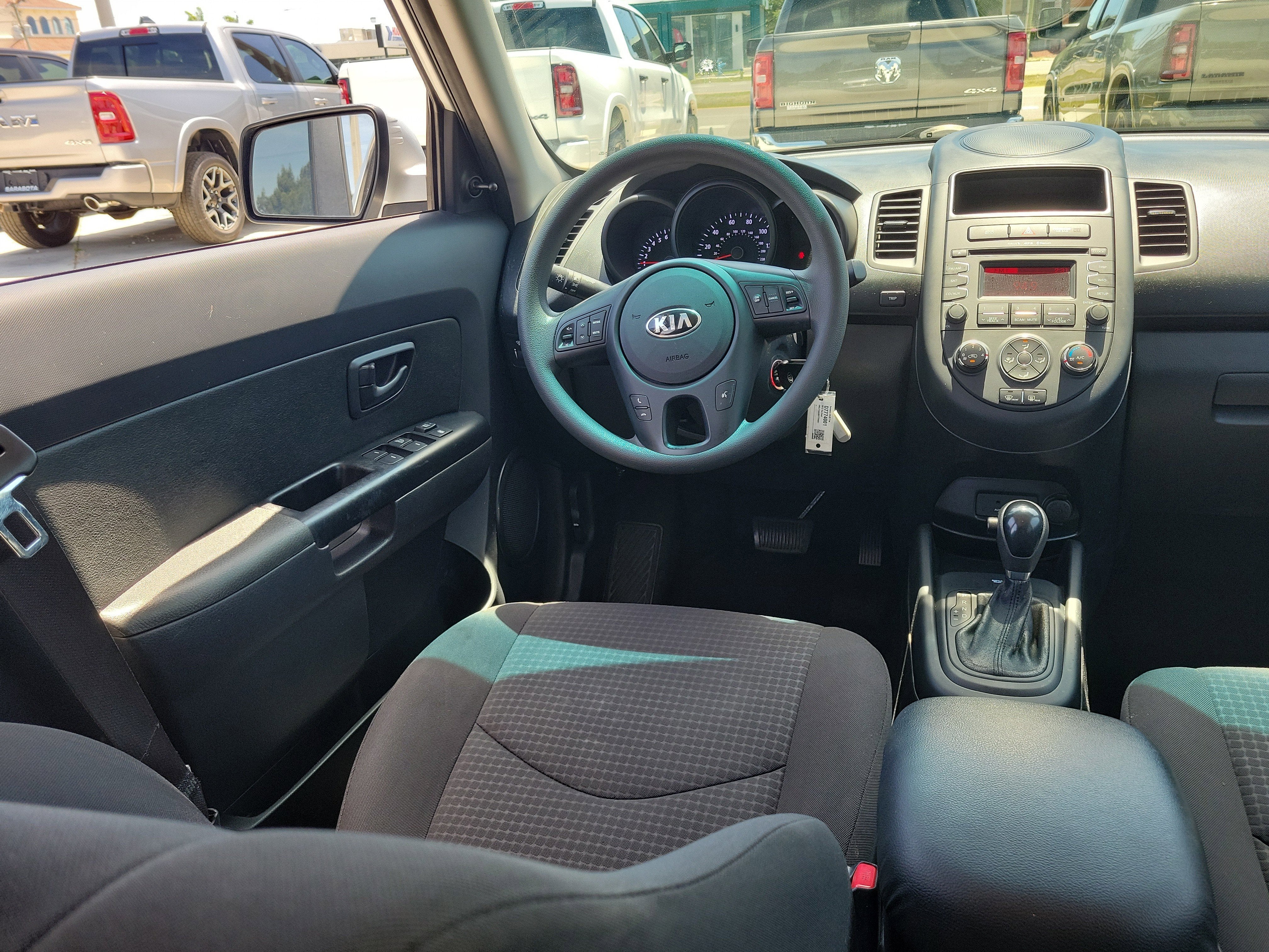 2013 Kia Soul Base