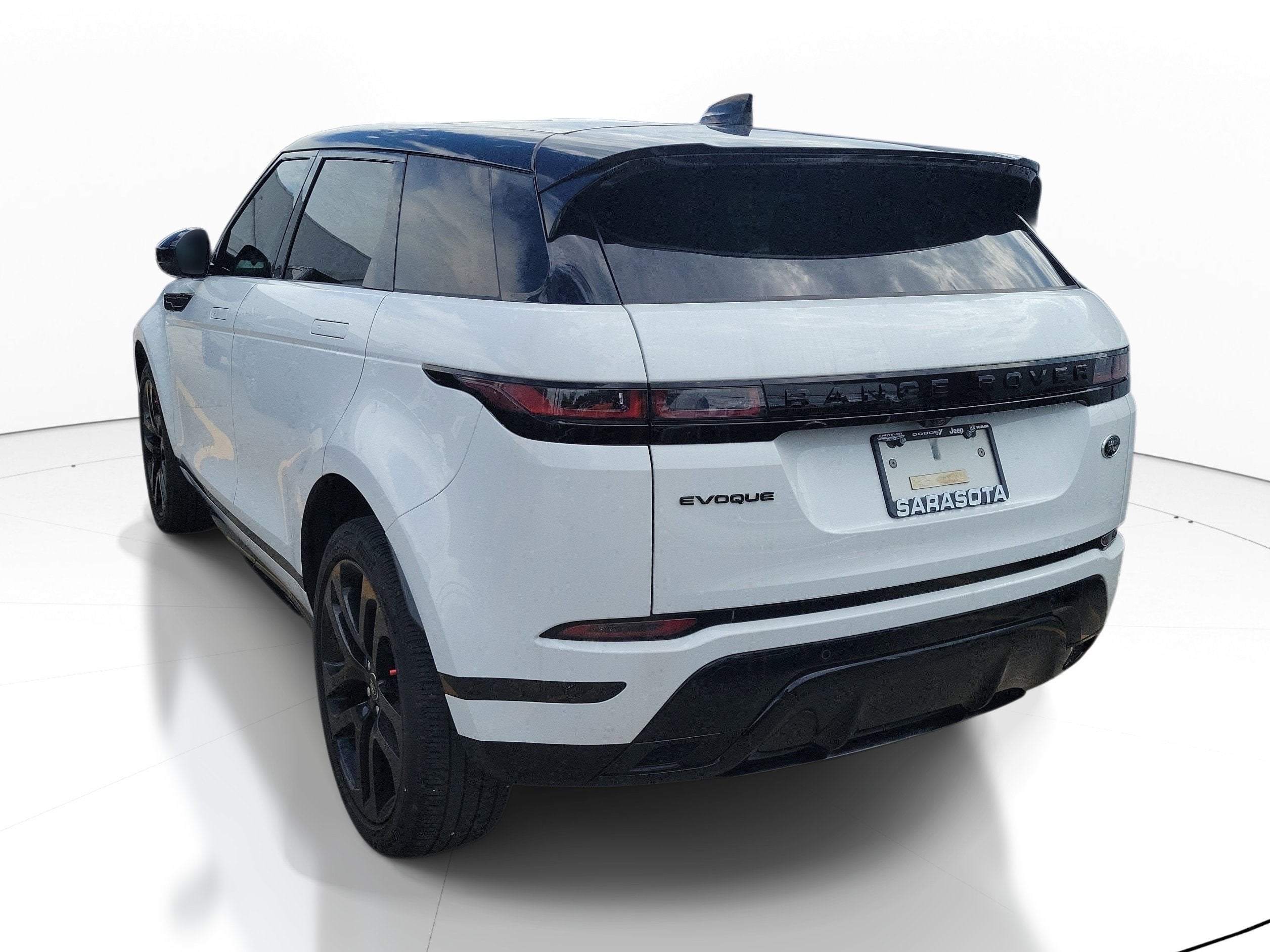 2023 Land Rover Range Rover Evoque R-Dynamic SE
