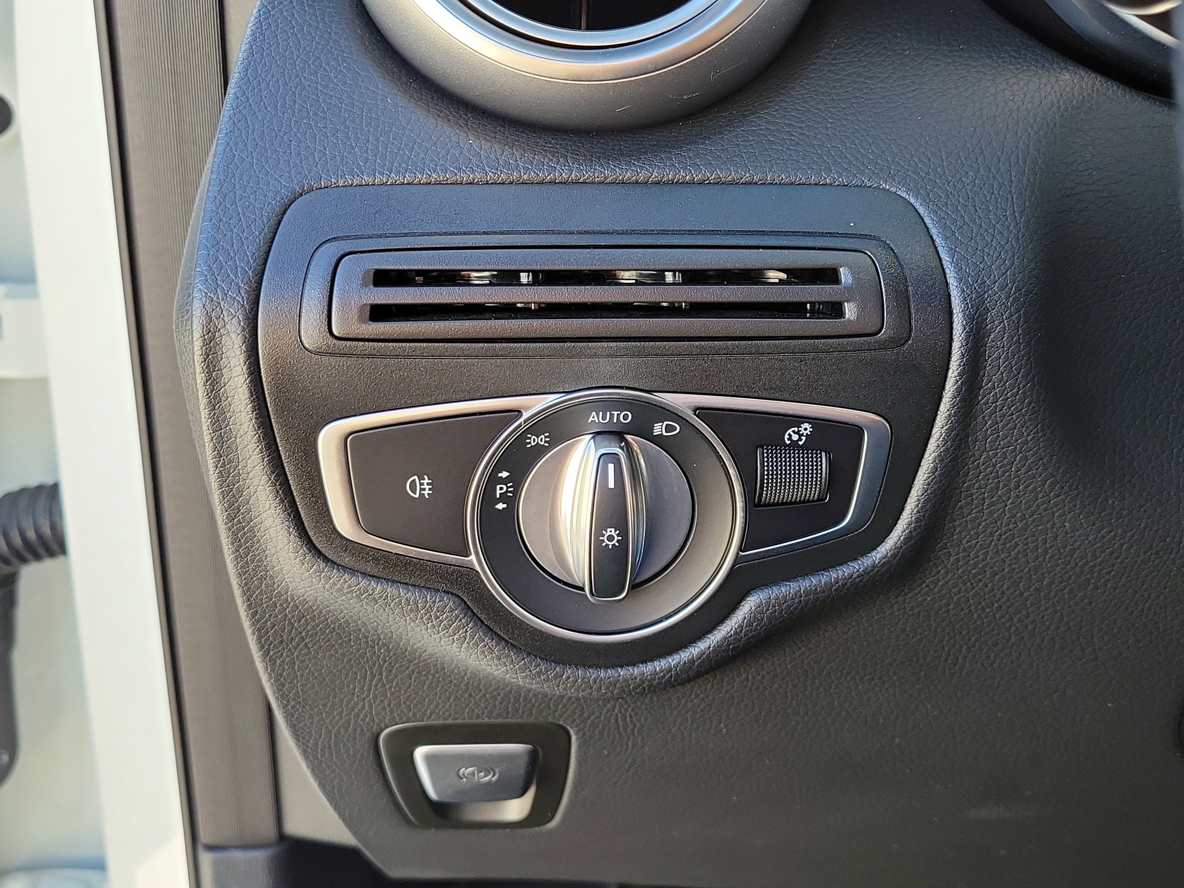 2021 Mercedes-Benz GLC GLC 300