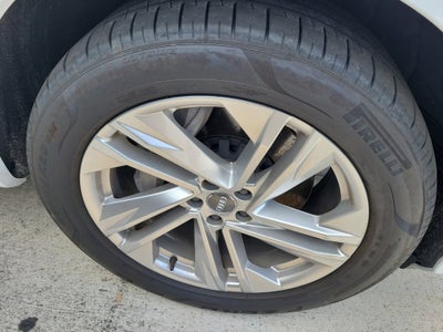 2020 Audi Q7 Premium Plus