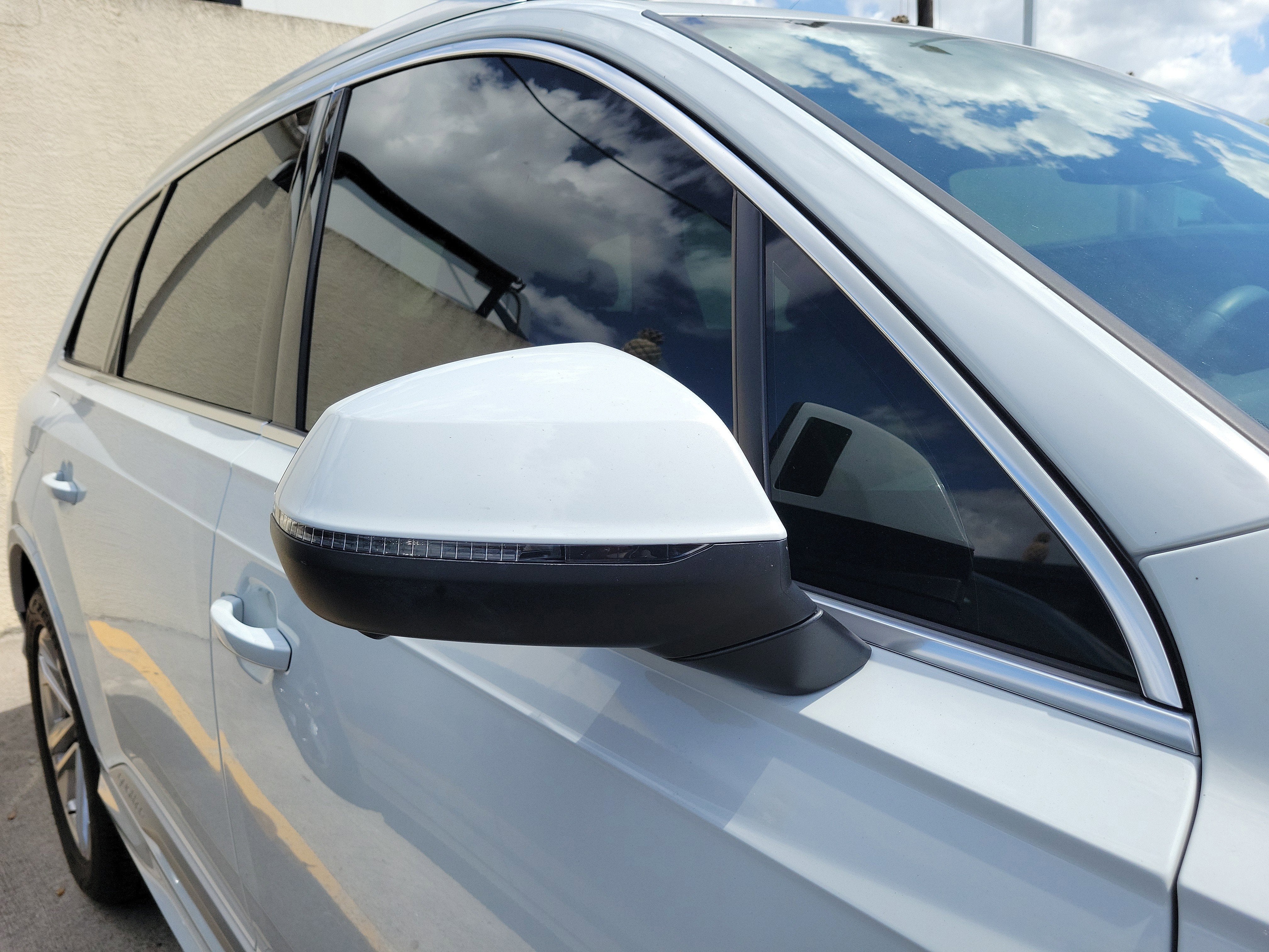 2020 Audi Q7 Premium Plus