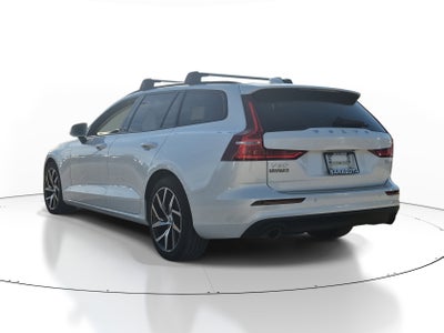 2020 Volvo V60 Momentum