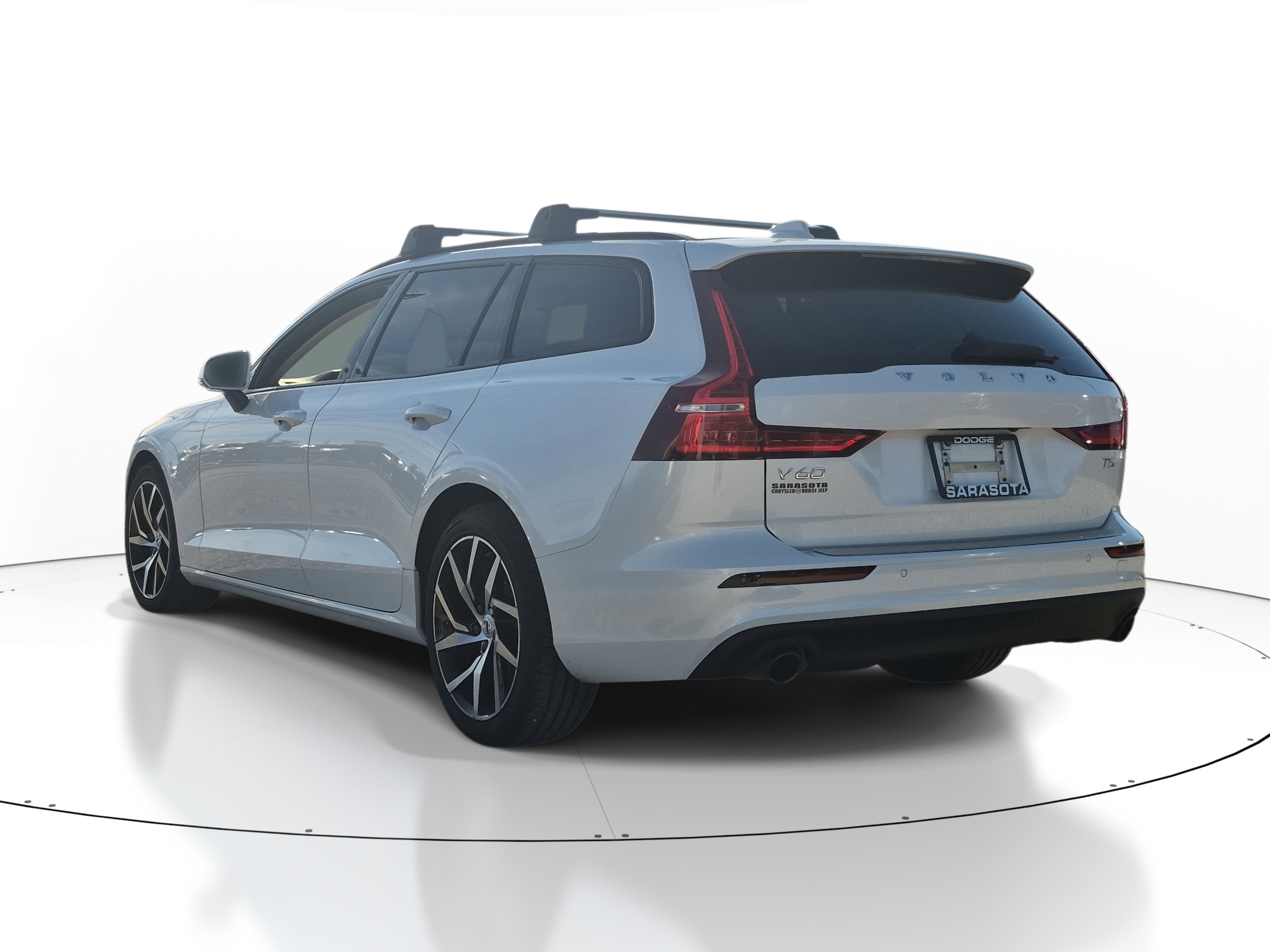 2020 Volvo V60 Momentum