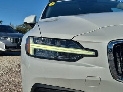 2020 Volvo V60 Momentum