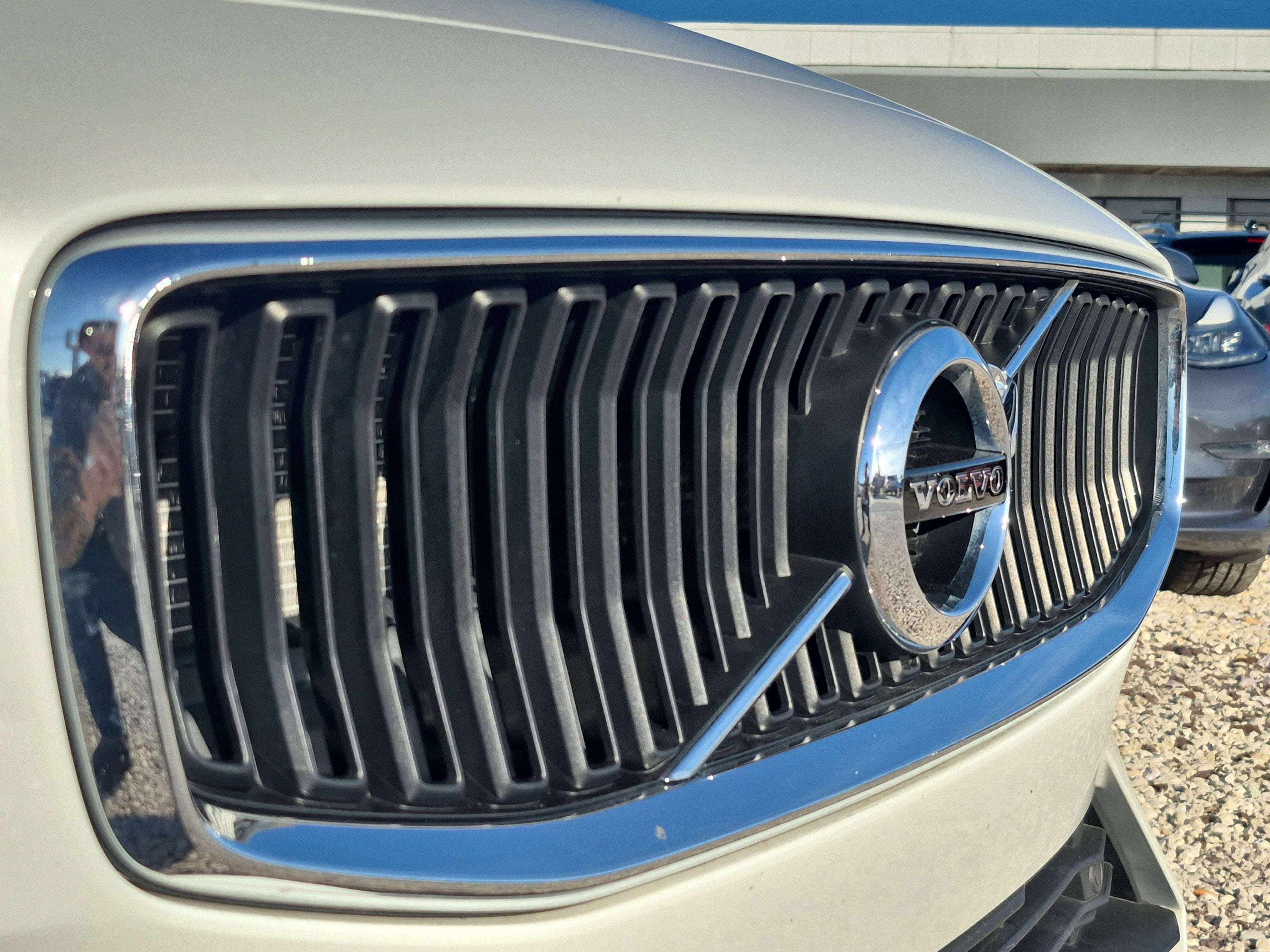 2020 Volvo V60 Momentum