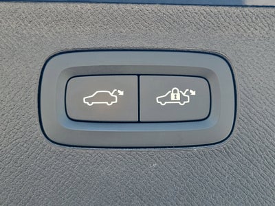 2025 Volvo XC90 Plug-In Hybrid Ultra