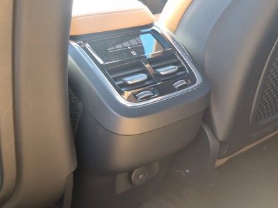 2025 Volvo XC60 Ultra