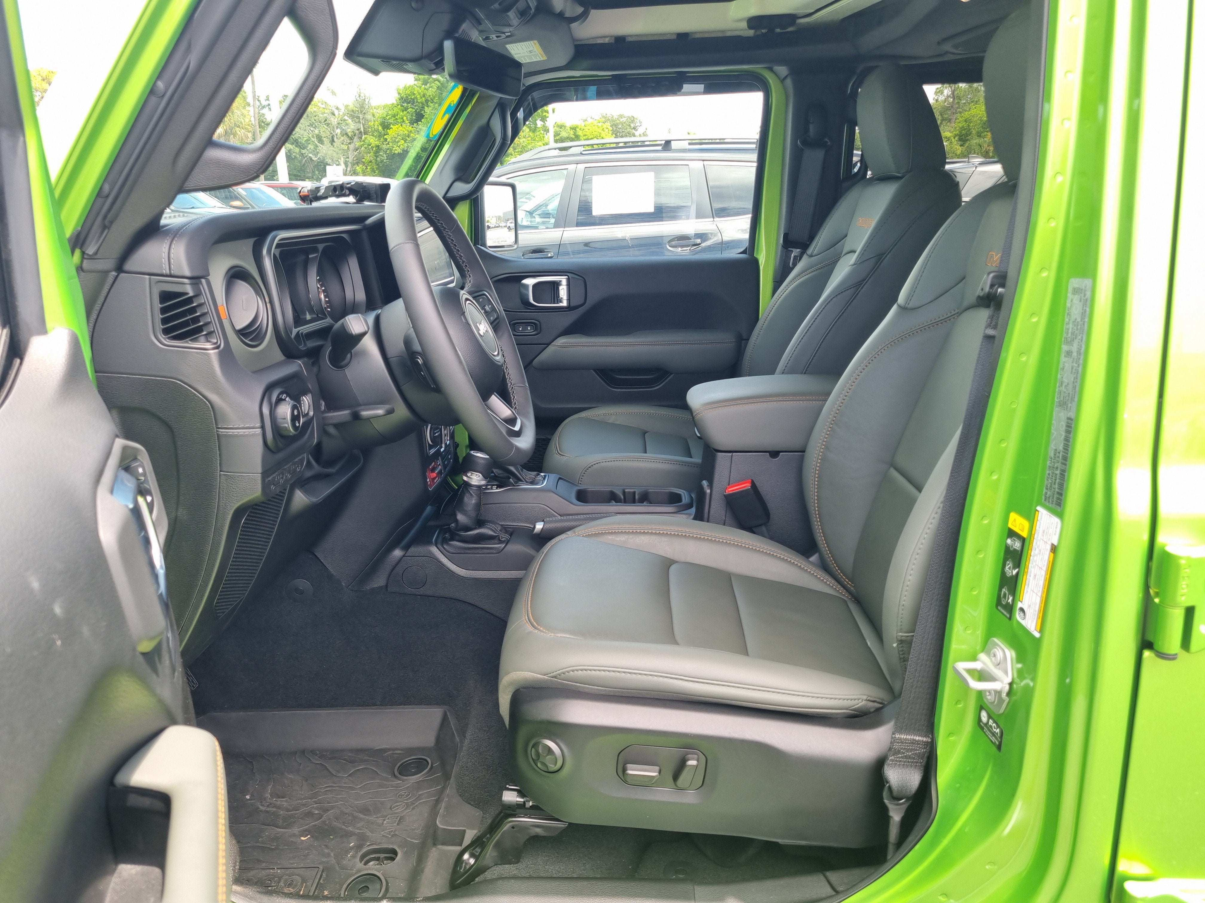 2025 Jeep Gladiator Mojave X