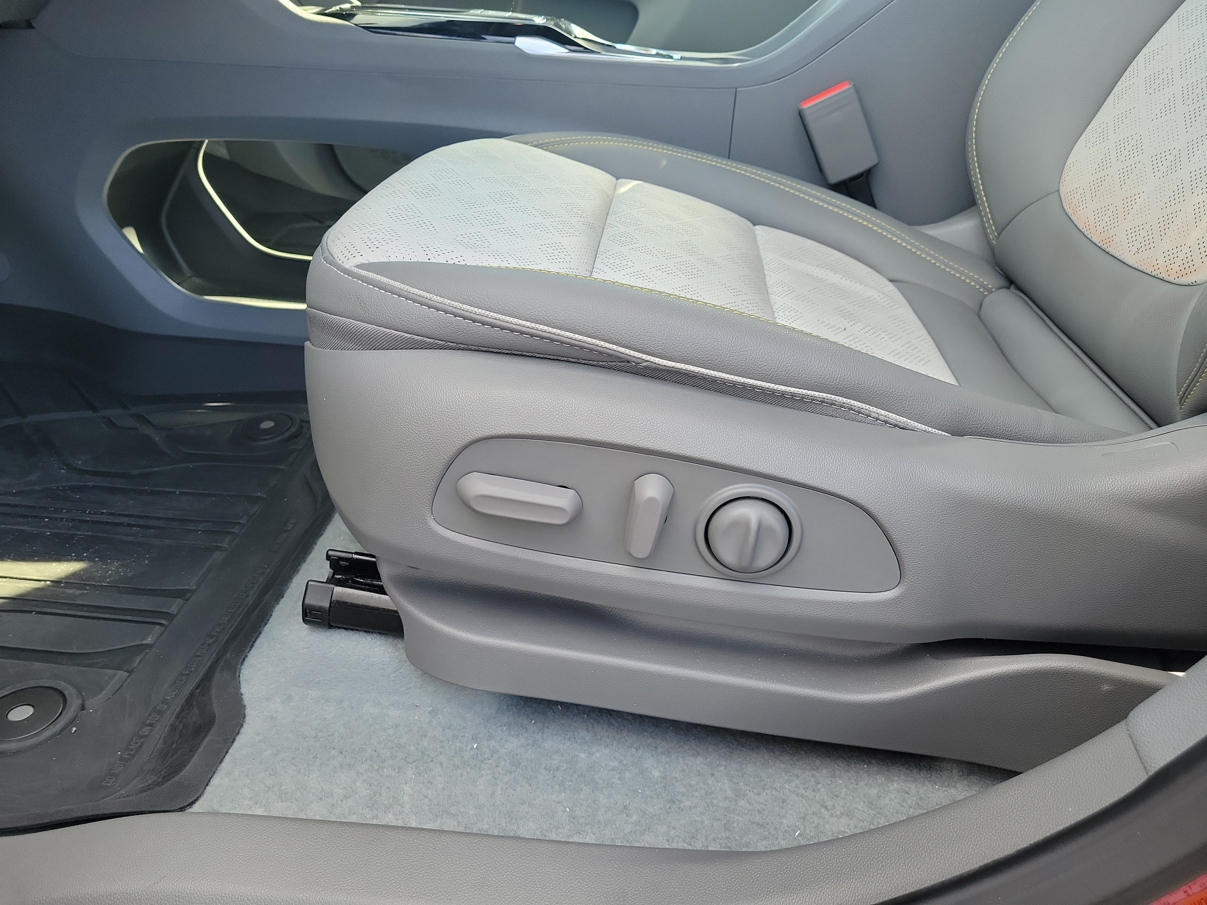 2023 Chevrolet Bolt EUV Premier