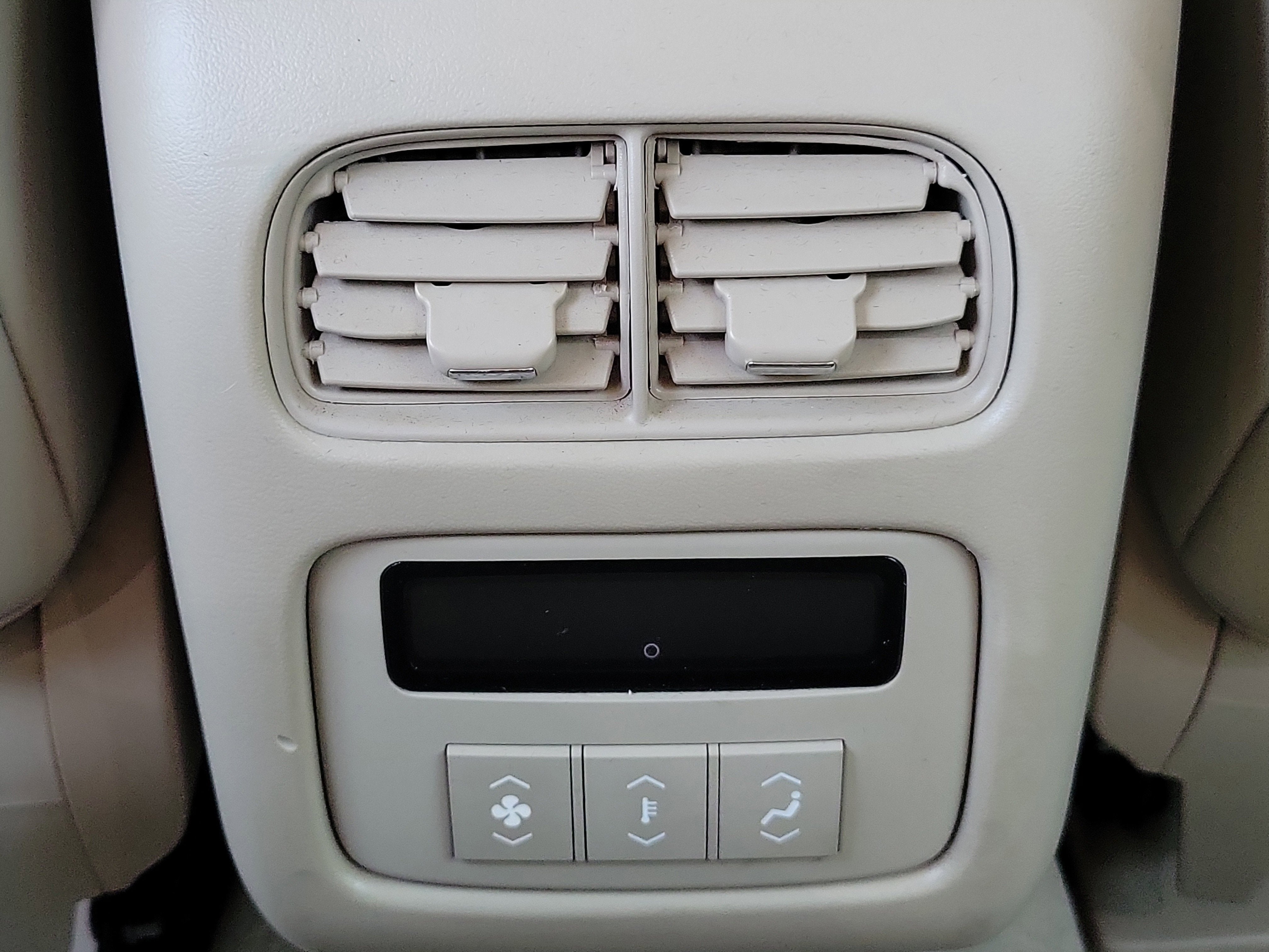 2006 Cadillac DTS w/1SC