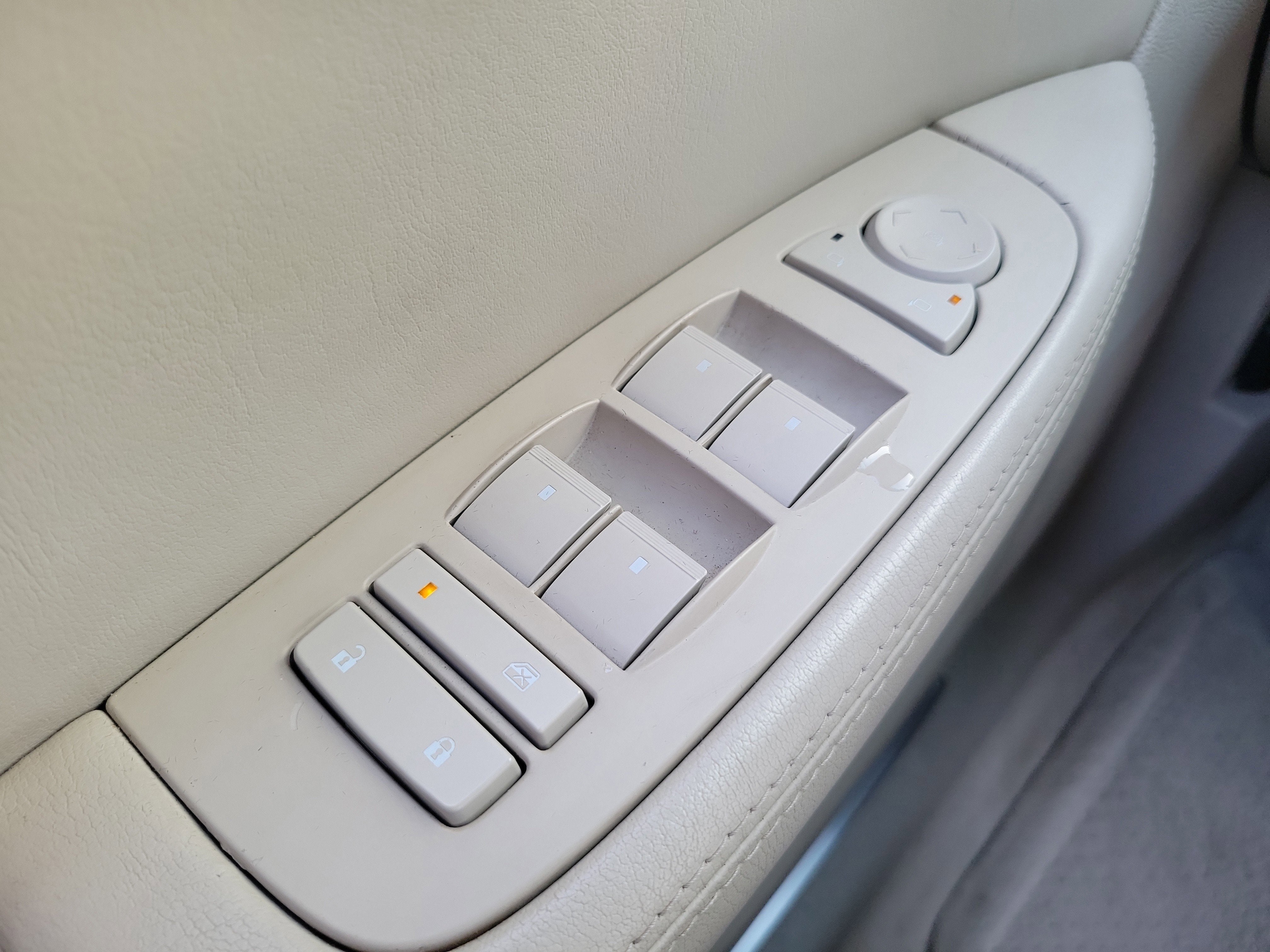 2006 Cadillac DTS w/1SC