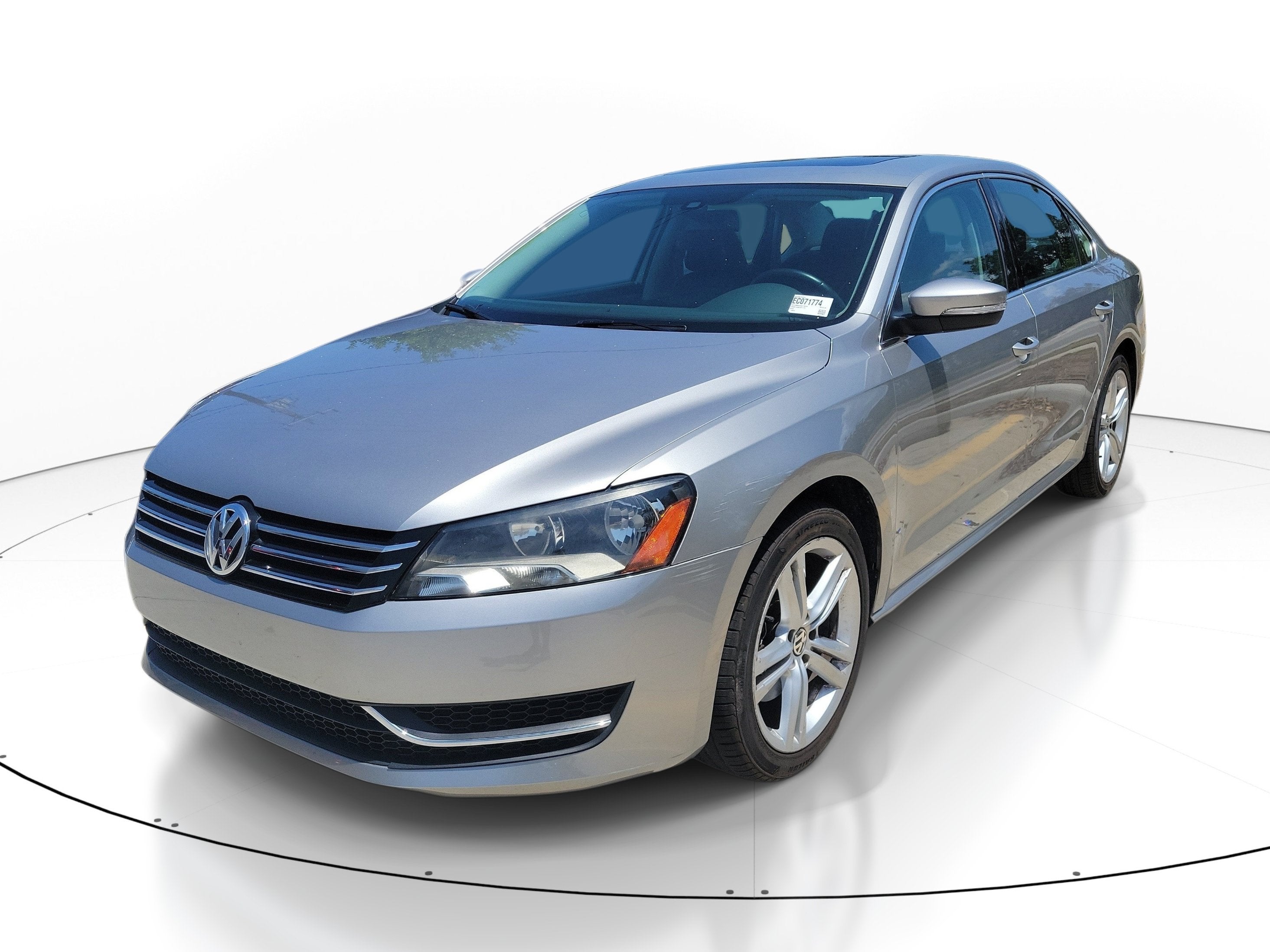 2014 Volkswagen Passat SE
