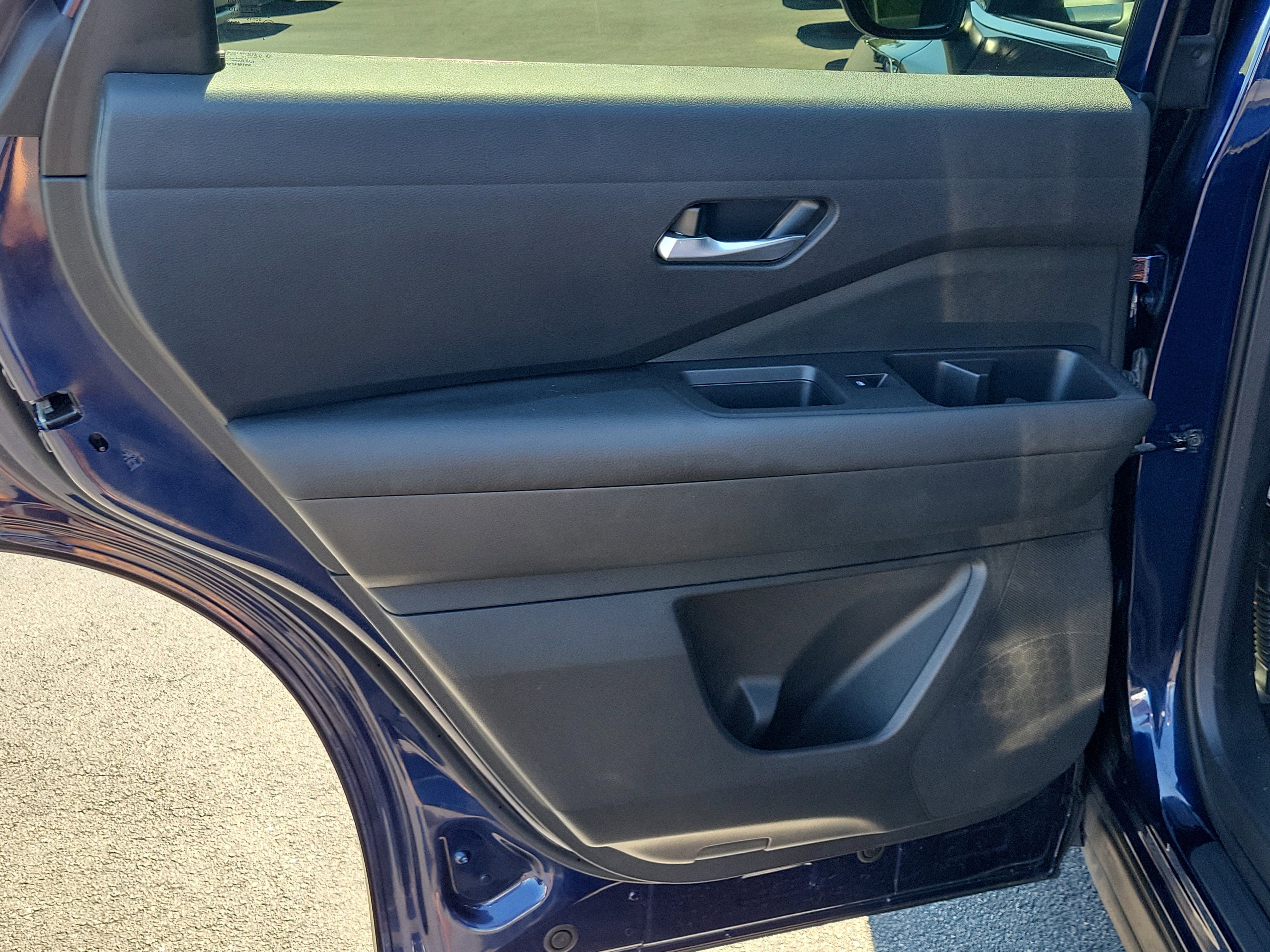 2022 Nissan Pathfinder S