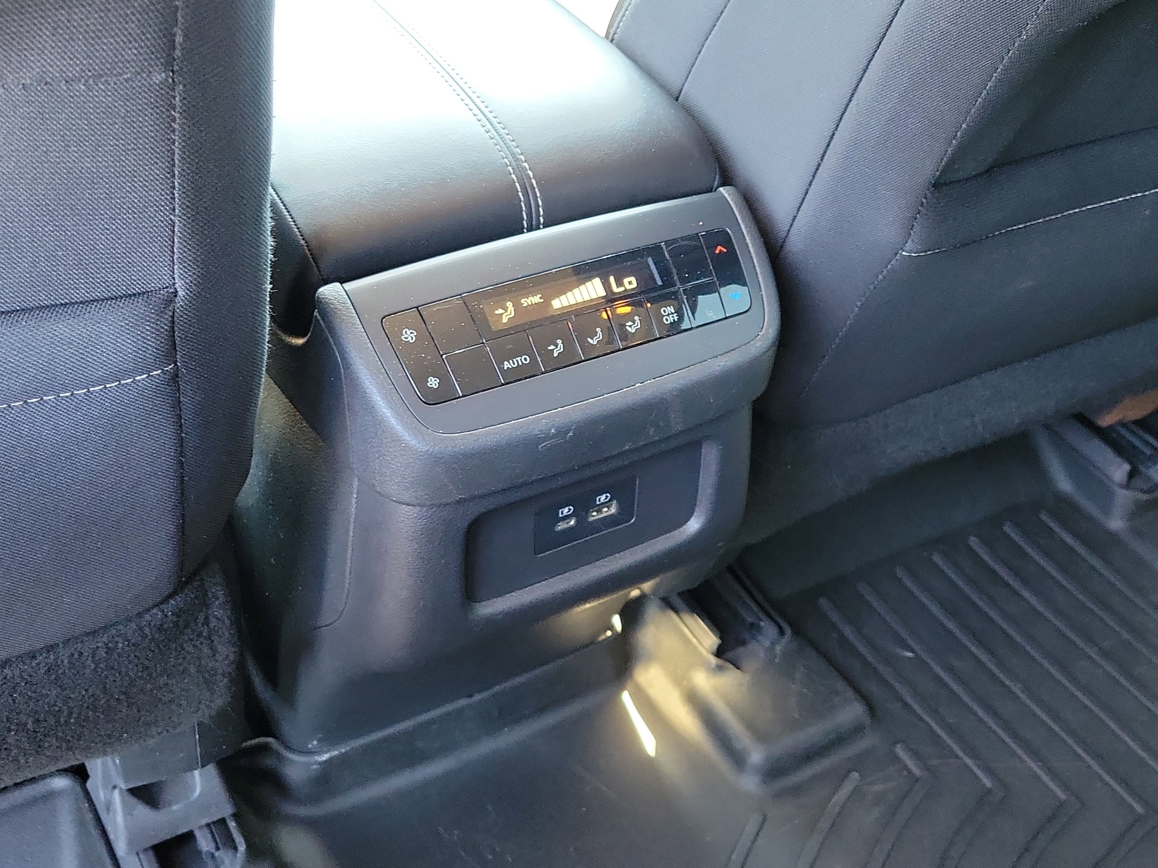 2022 Nissan Pathfinder S