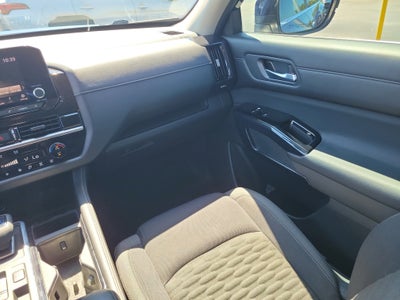 2022 Nissan Pathfinder S