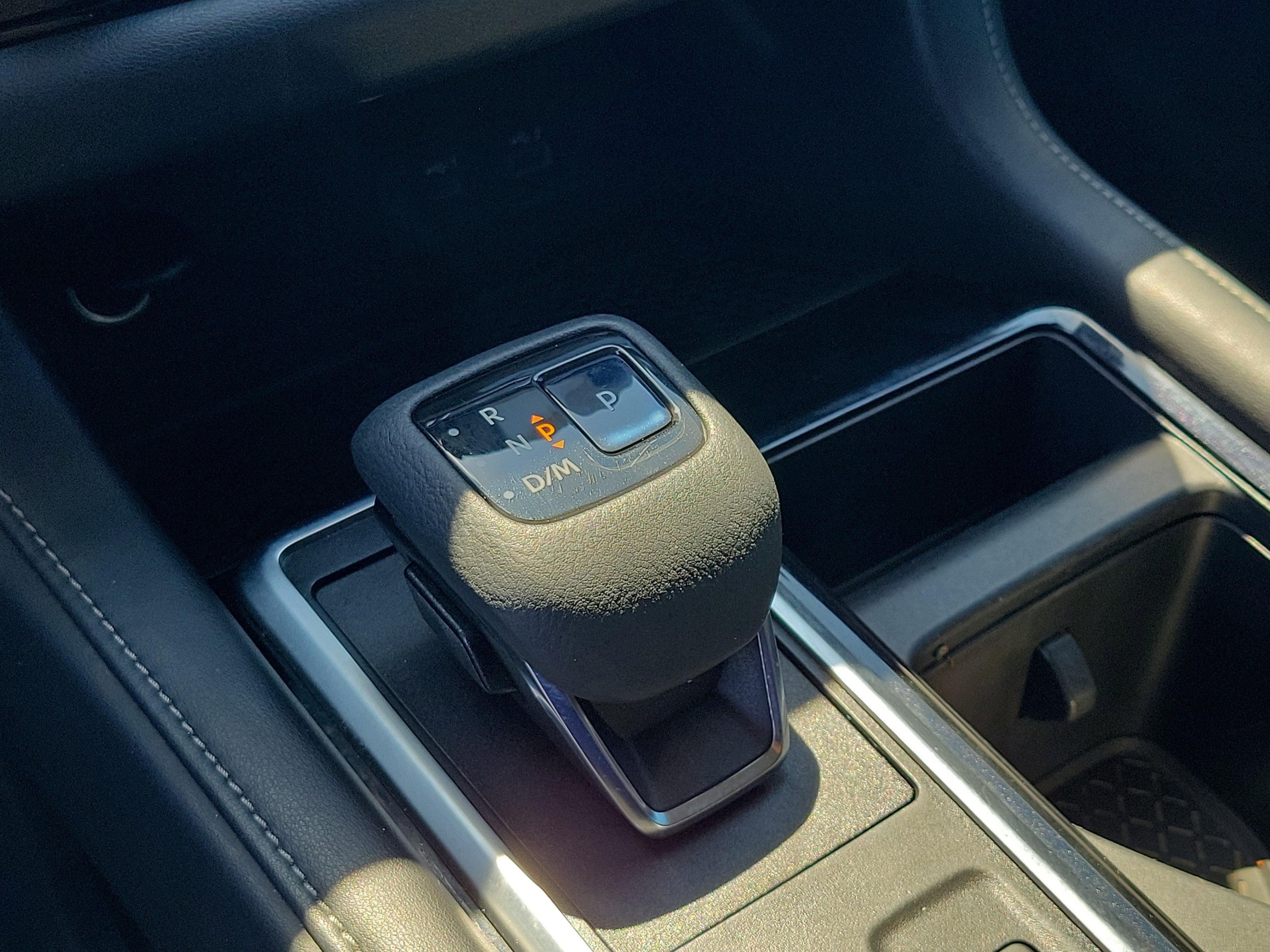 2022 Nissan Pathfinder S