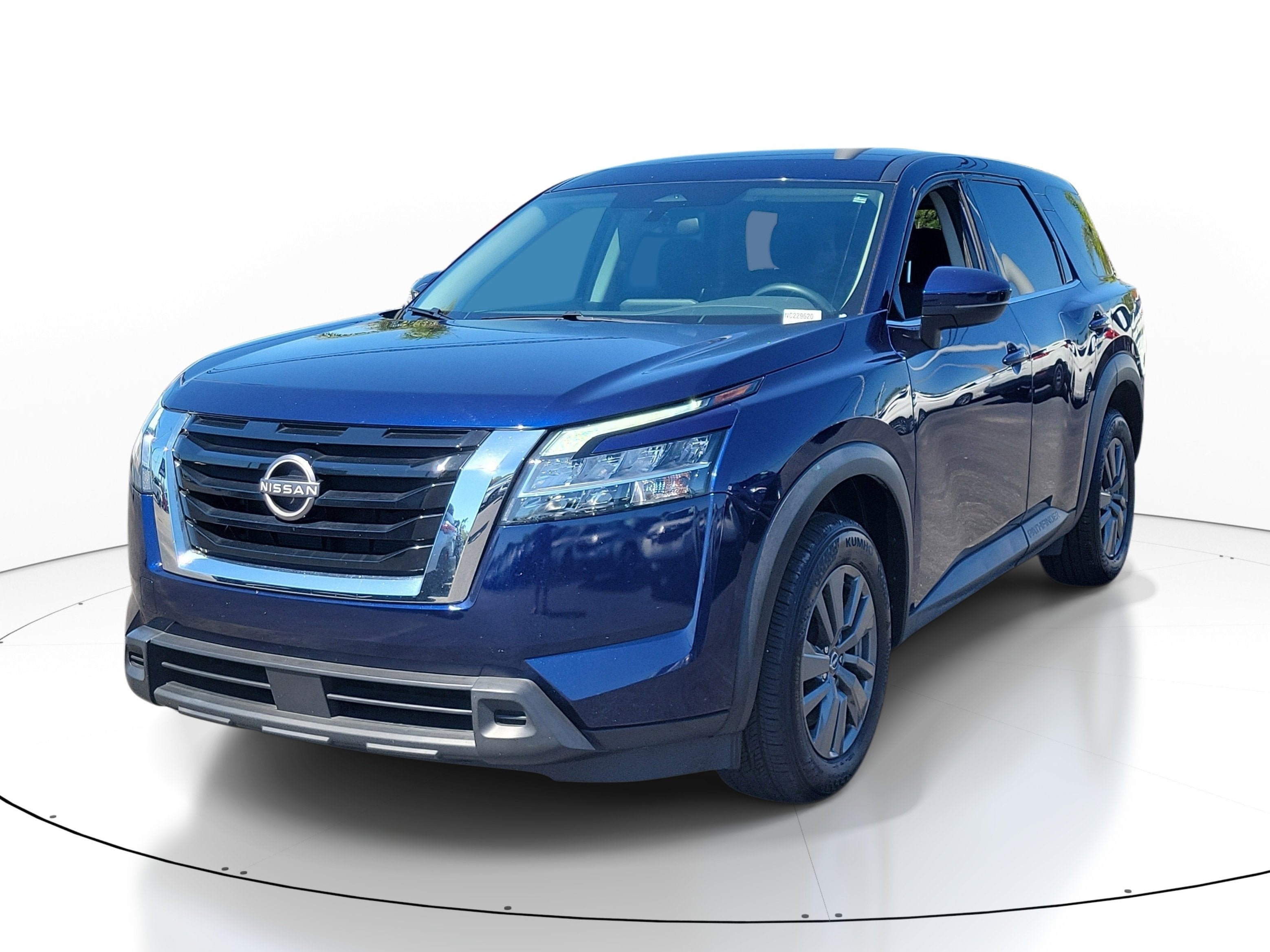 2022 Nissan Pathfinder S