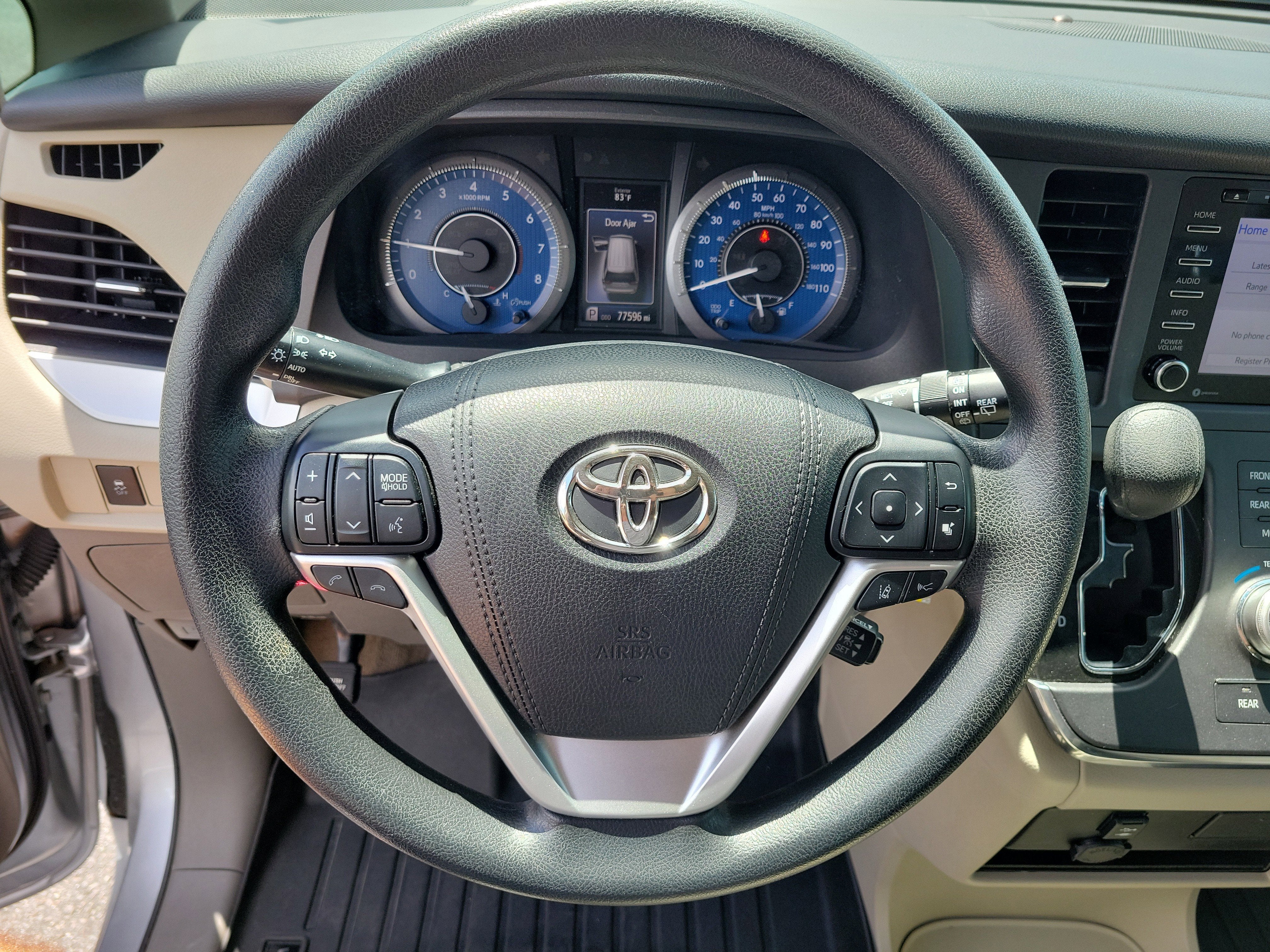 2018 Toyota Sienna LE Auto Access Seat