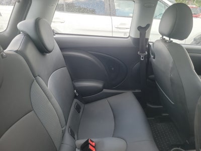 2010 MINI Cooper Hardtop Base