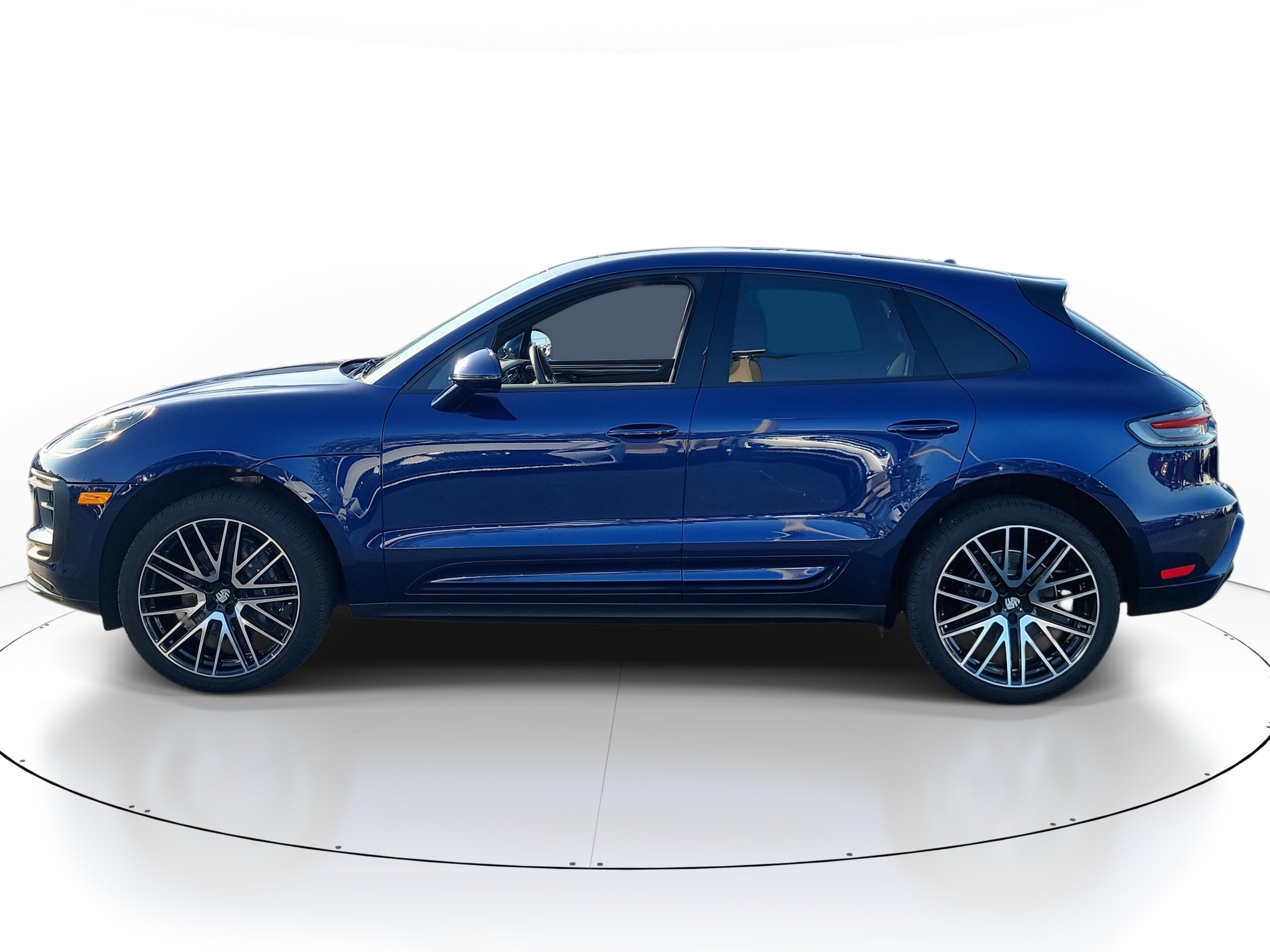 2025 Porsche Macan T
