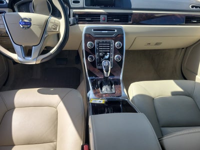 2015 Volvo XC70 T5 Drive-E Premier