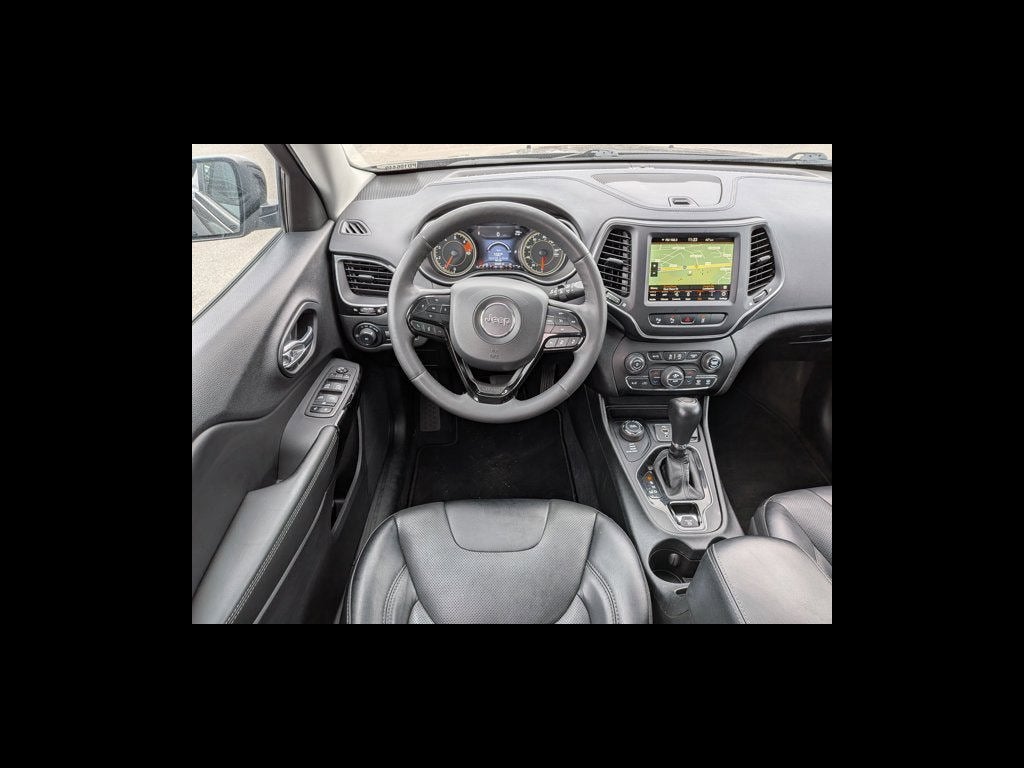 2023 Jeep Cherokee Altitude Lux