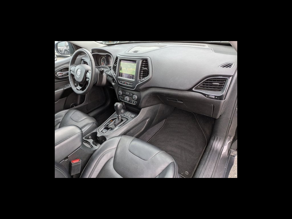 2023 Jeep Cherokee Altitude Lux