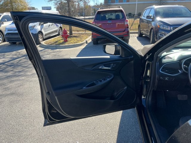 2023 Chevrolet Malibu RS