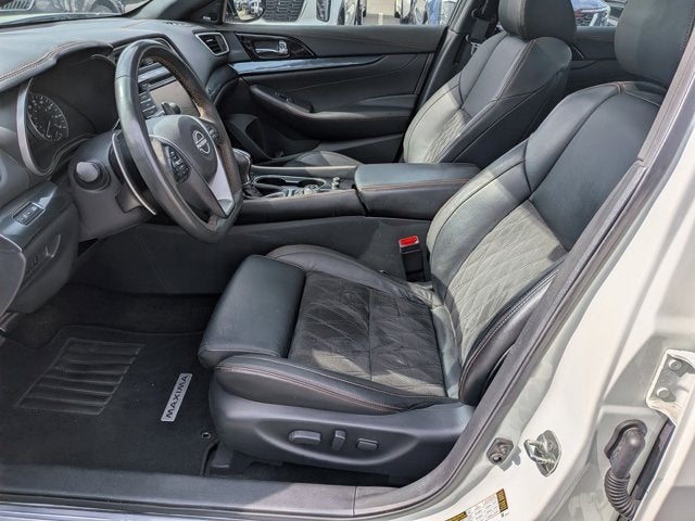 2023 Nissan Maxima SR