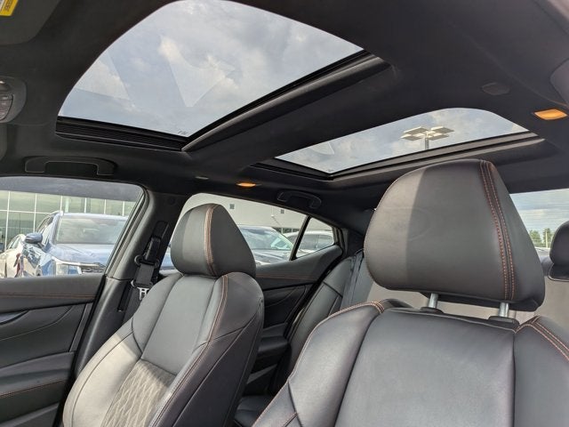 2023 Nissan Maxima SR