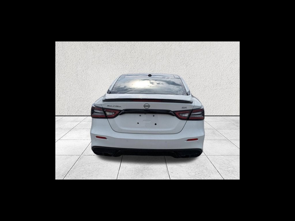 2023 Nissan Maxima SR