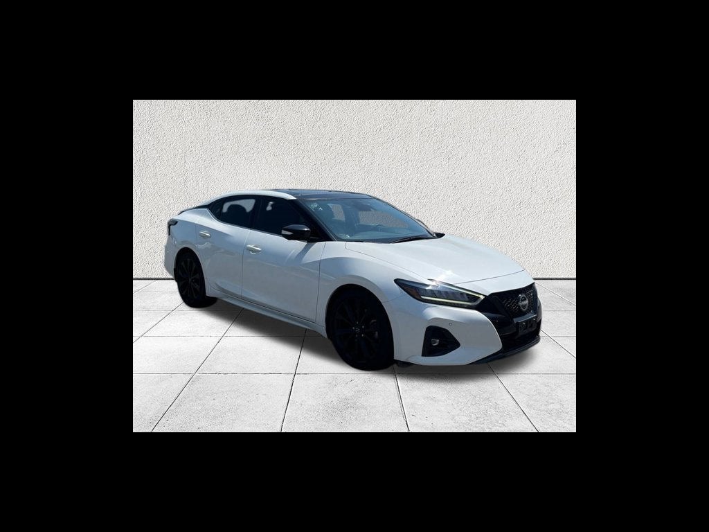 2023 Nissan Maxima SR