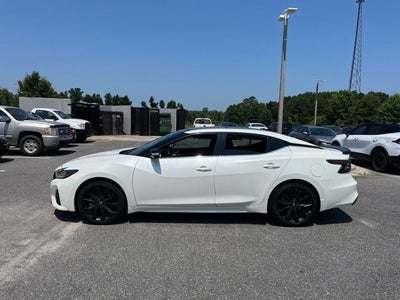 2023 Nissan Maxima SR