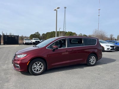 2023 Chrysler Pacifica Touring L