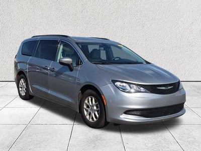 2021 Chrysler Voyager LXI