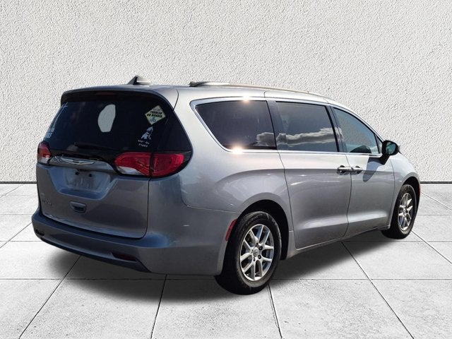 2021 Chrysler Voyager LXI