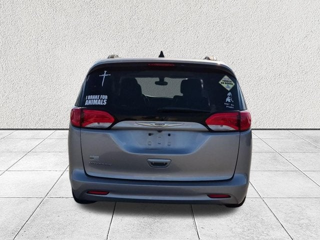 2021 Chrysler Voyager LXI