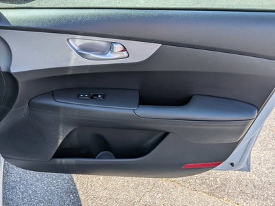 2023 Kia Forte LX