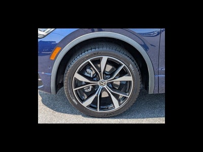 2023 Volkswagen Tiguan SEL R-Line
