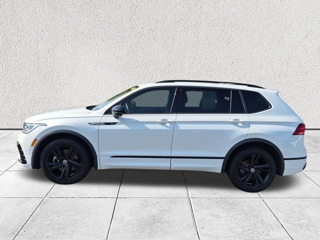 2023 Volkswagen Tiguan SE R-Line Black
