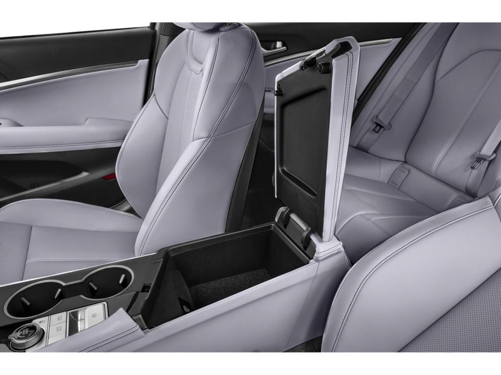 2024 Genesis G70 2.5T