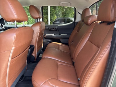 2022 Toyota Tacoma 4WD SR5