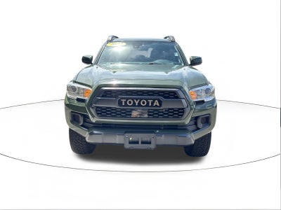 2022 Toyota Tacoma 4WD SR5