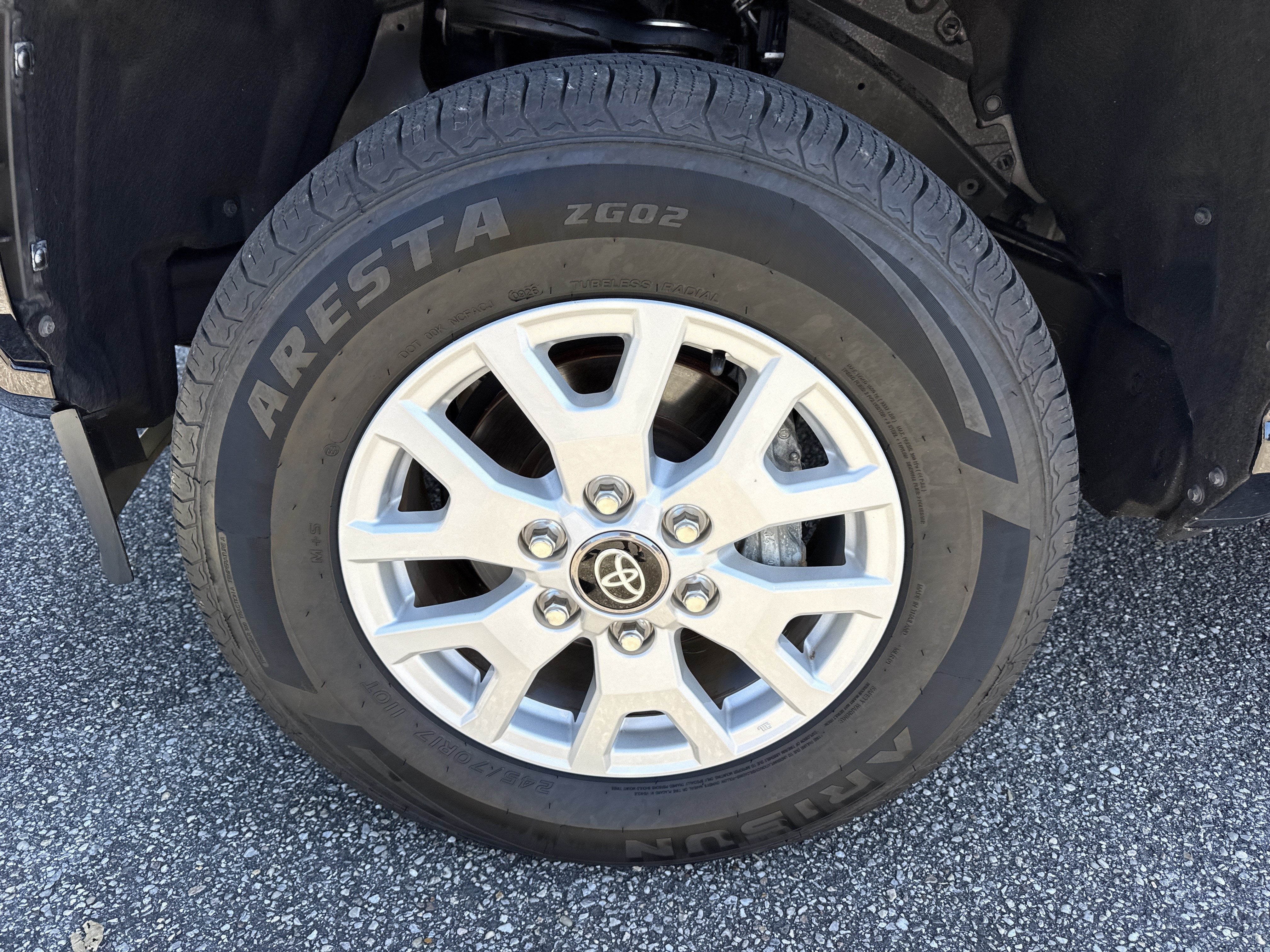 2024 Toyota Tacoma 2WD SR5