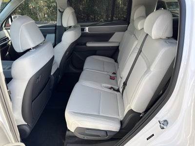 2026 Hyundai Santa Fe SE